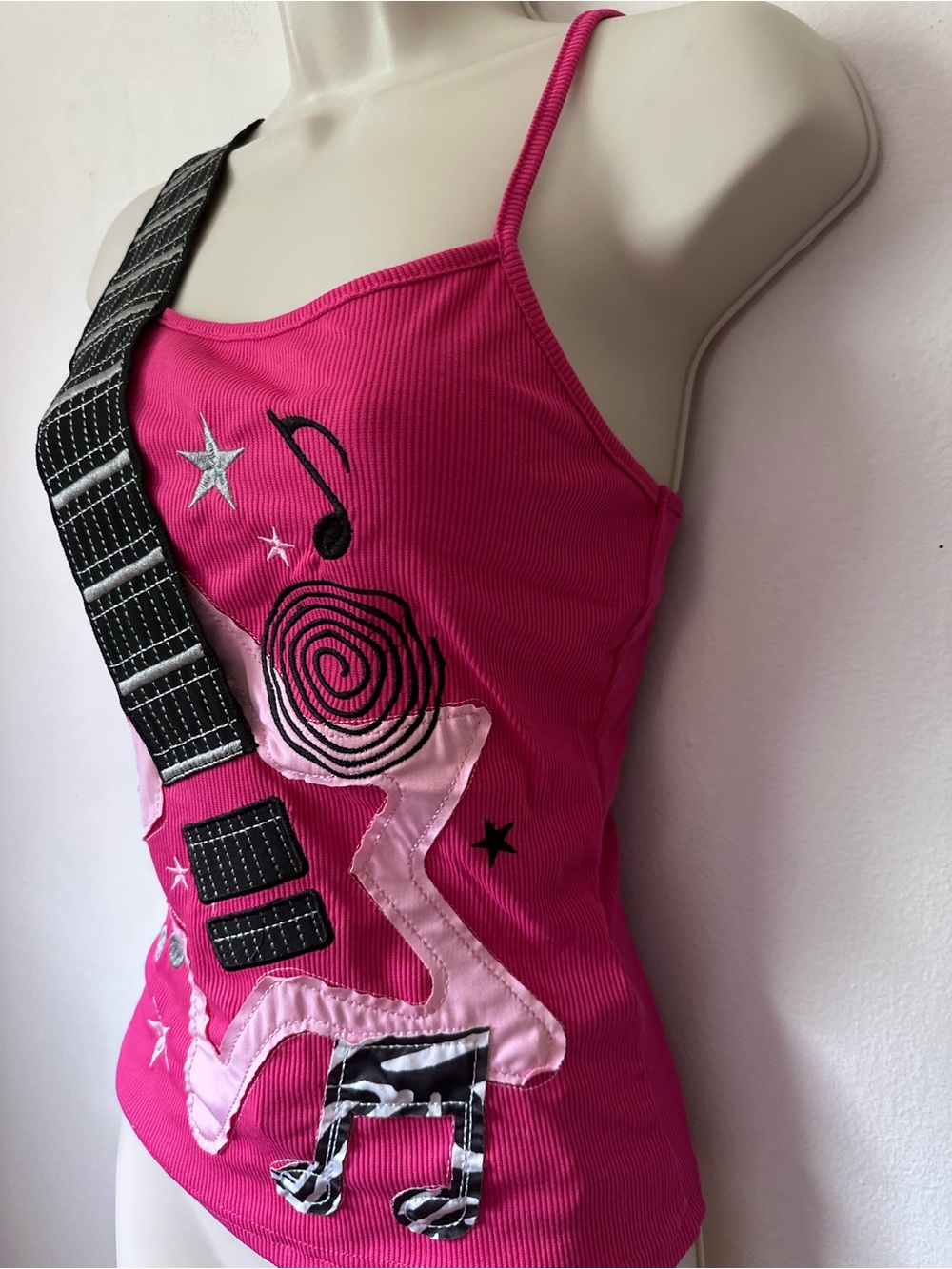 Hot Pink Music Graphic Tank Top - Picture 3 of 7
